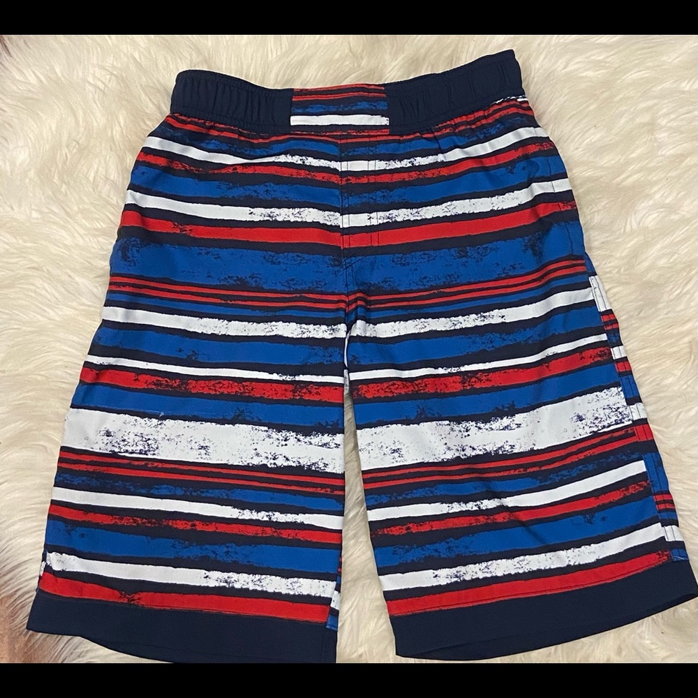Boy's Columbia board shorts